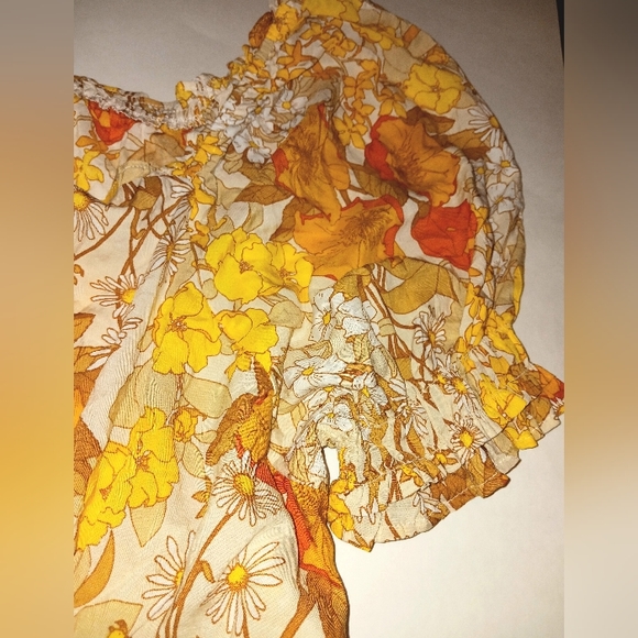 Plus size Off shoulder Top Sz 26/28 - Picture 2 of 3